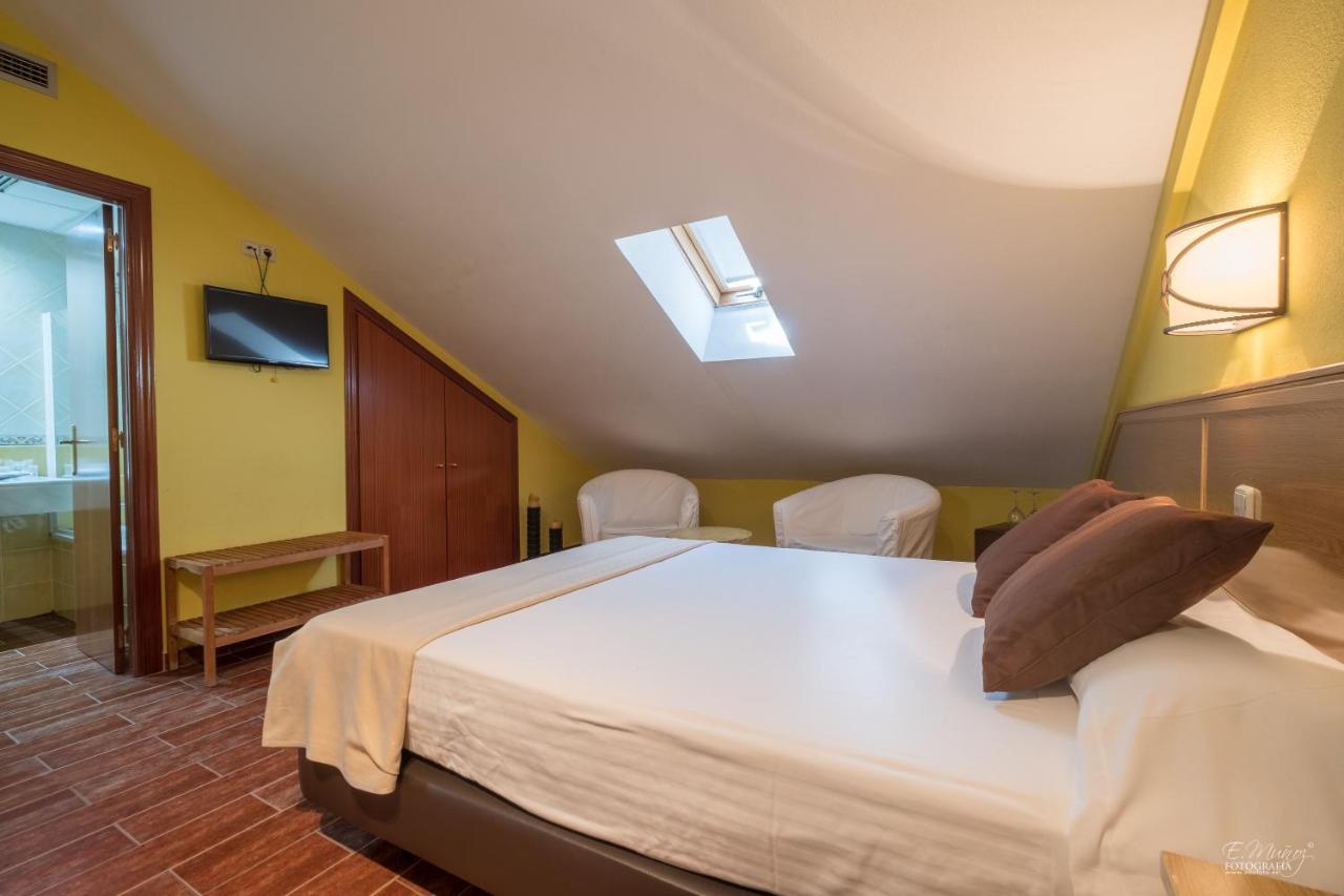 Hotel Vivar Griñón Eksteriør bilde