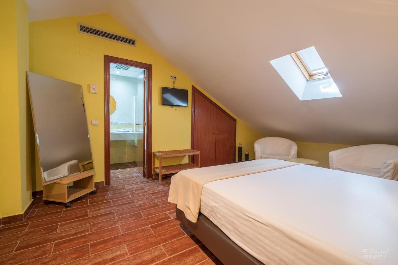 Hotel Vivar Griñón Eksteriør bilde