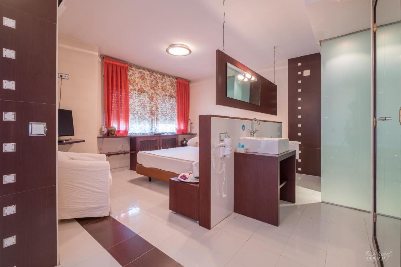 Hotel Vivar Griñón Eksteriør bilde